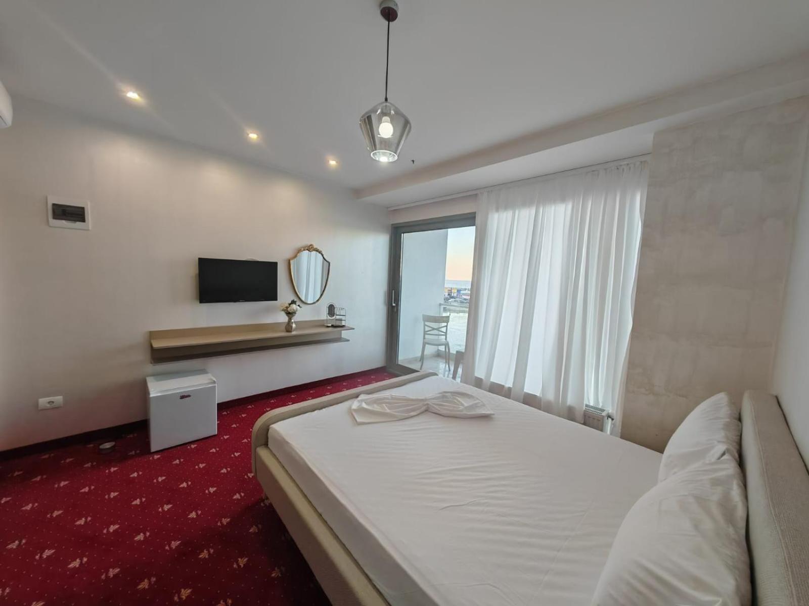 White Boutique Hotel- Eforie Nord Extérieur photo
