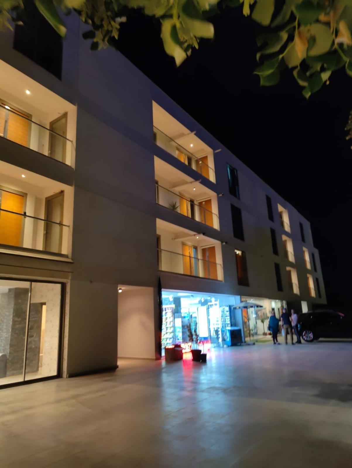 White Boutique Hotel- Eforie Nord Extérieur photo