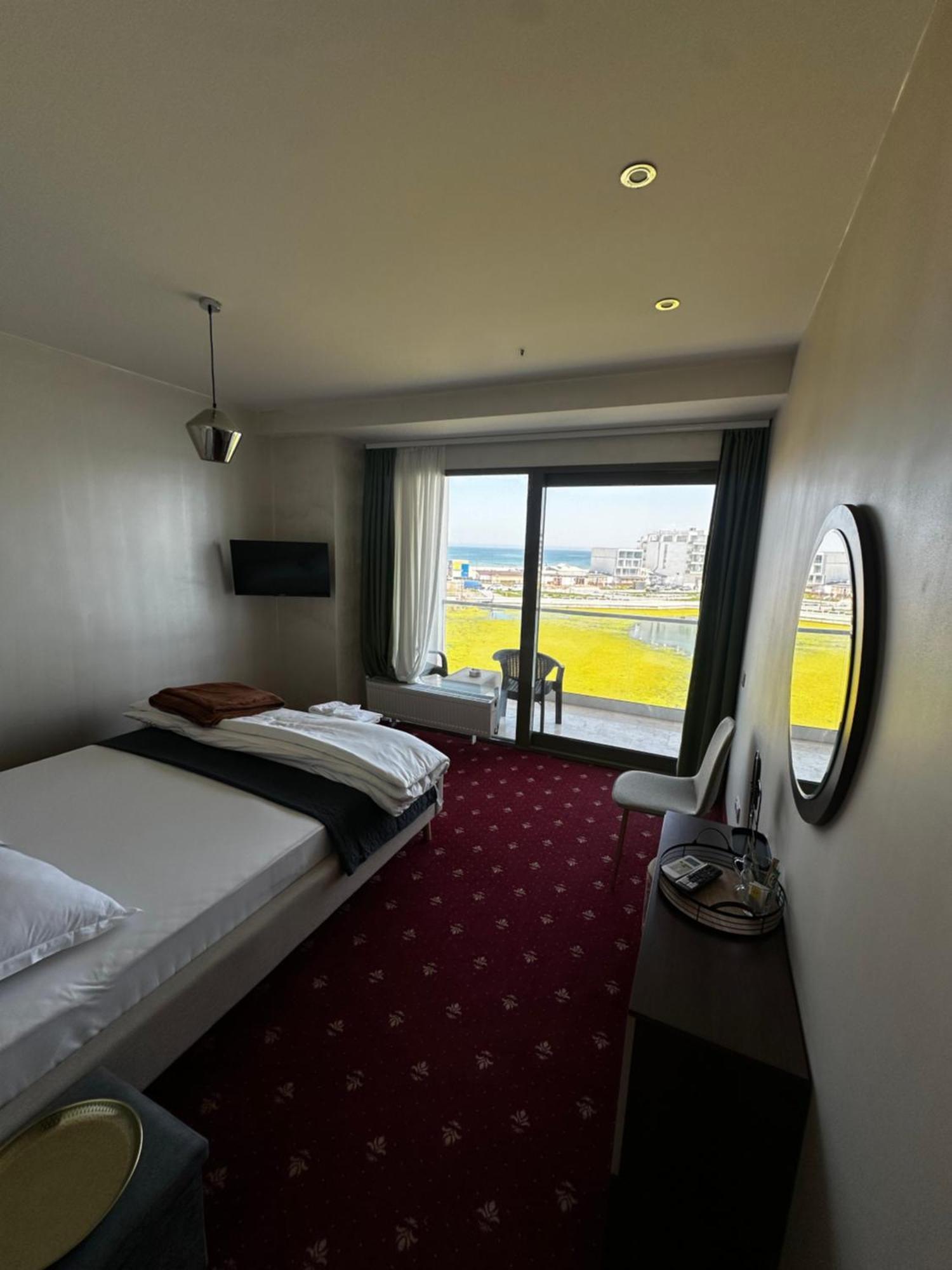 White Boutique Hotel- Eforie Nord Extérieur photo