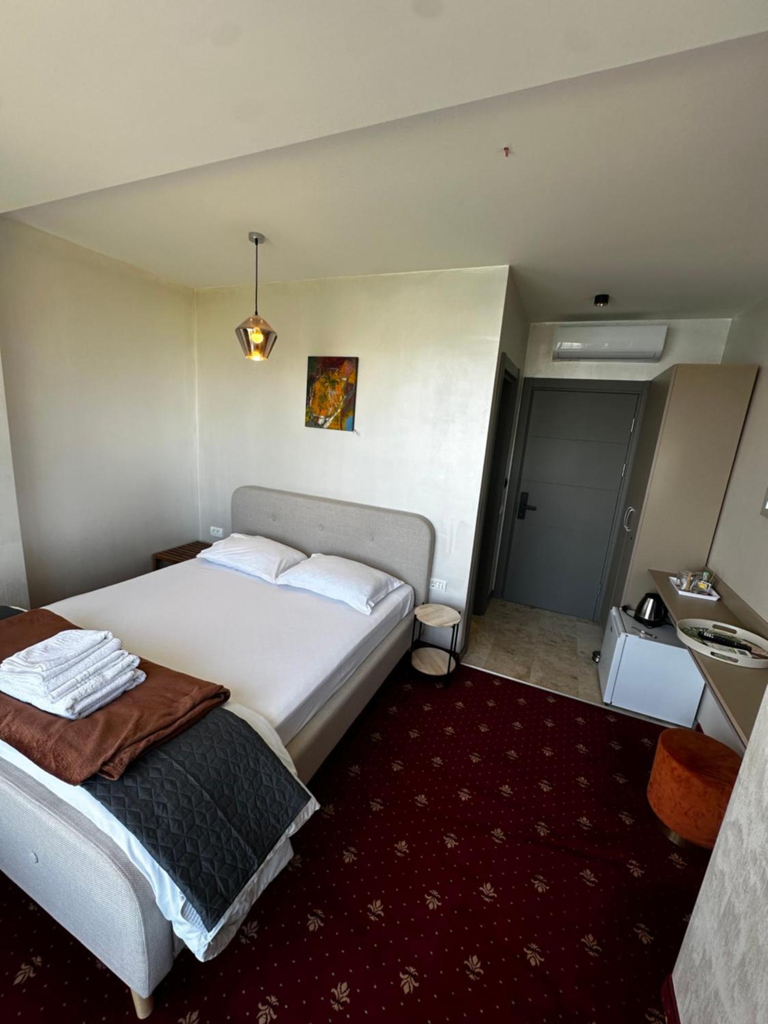 White Boutique Hotel- Eforie Nord Extérieur photo